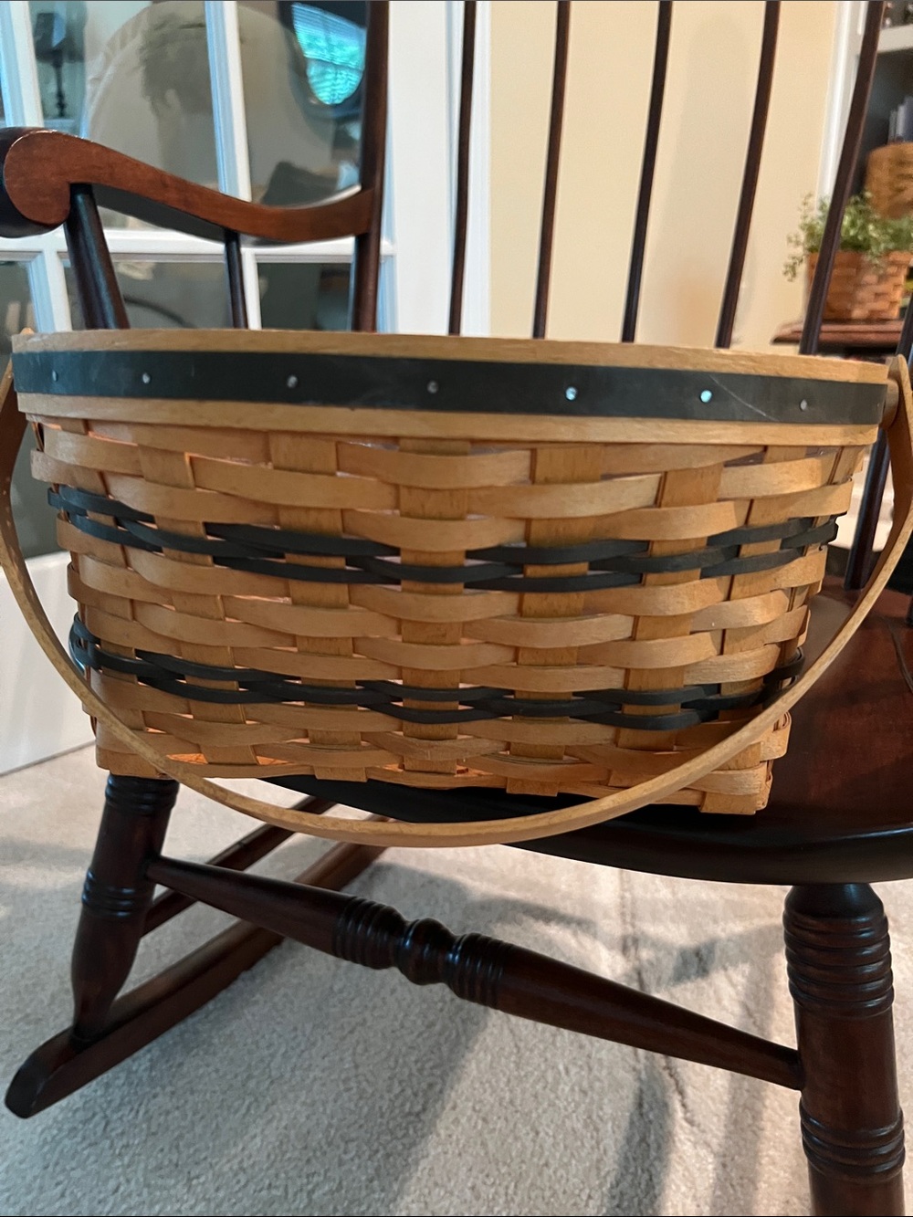 Longaberger Traditions Collection 1996 Basket and Protector - Picture 2 of 7